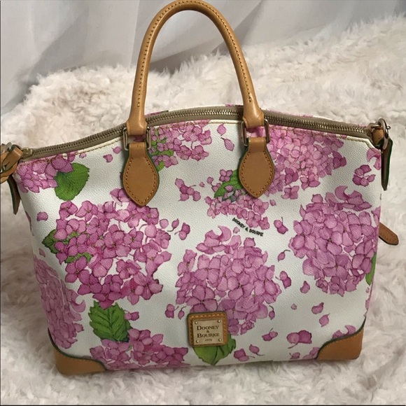 Dooney & Bourke Handbags - 🌺SOLD🌼Dooney and Bourke